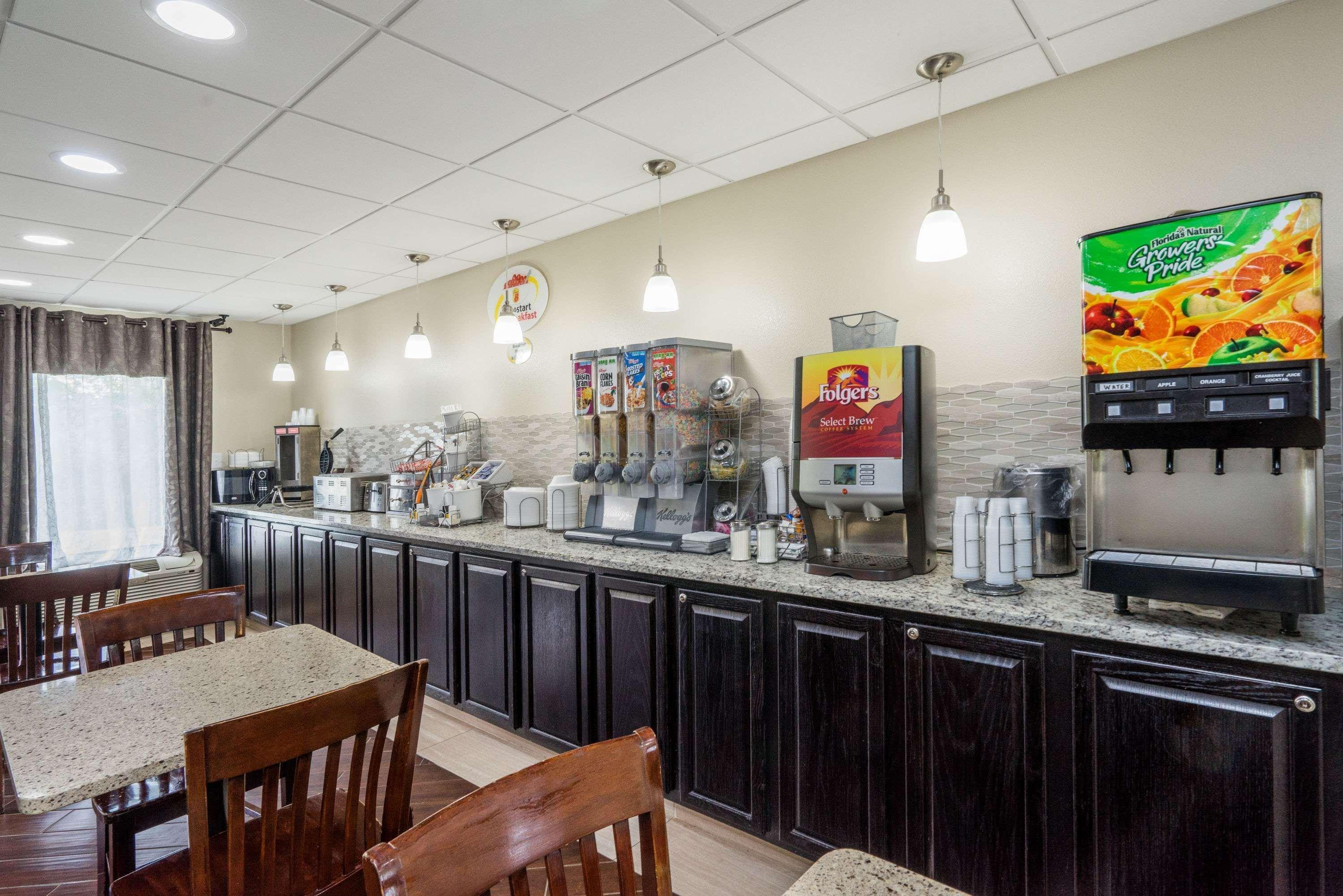 Super 8 By Wyndham Knoxville West/Farragut Eksteriør billede