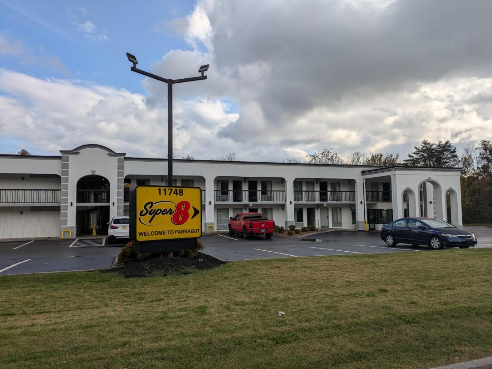 Super 8 By Wyndham Knoxville West/Farragut Eksteriør billede