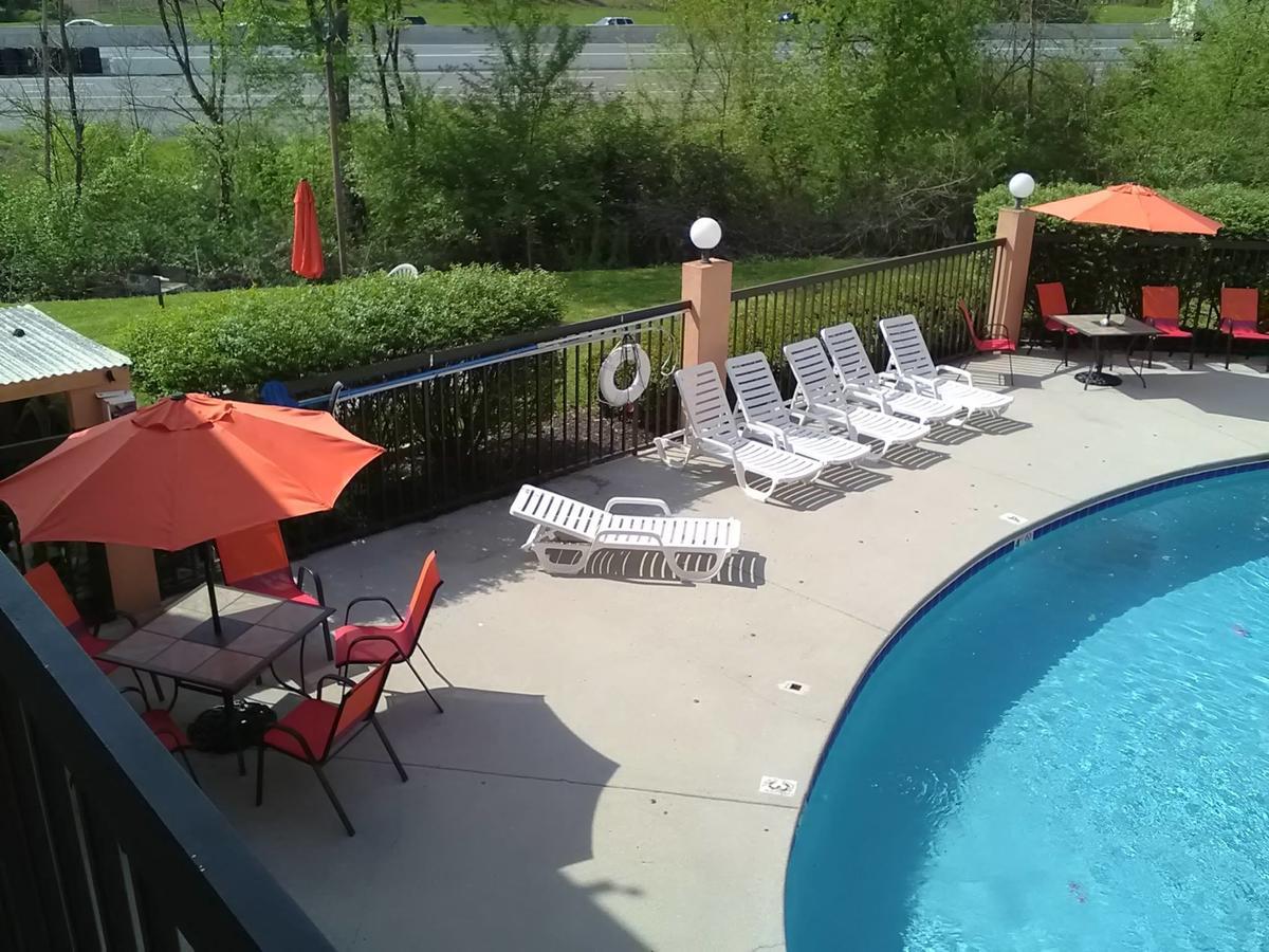 Super 8 By Wyndham Knoxville West/Farragut Eksteriør billede